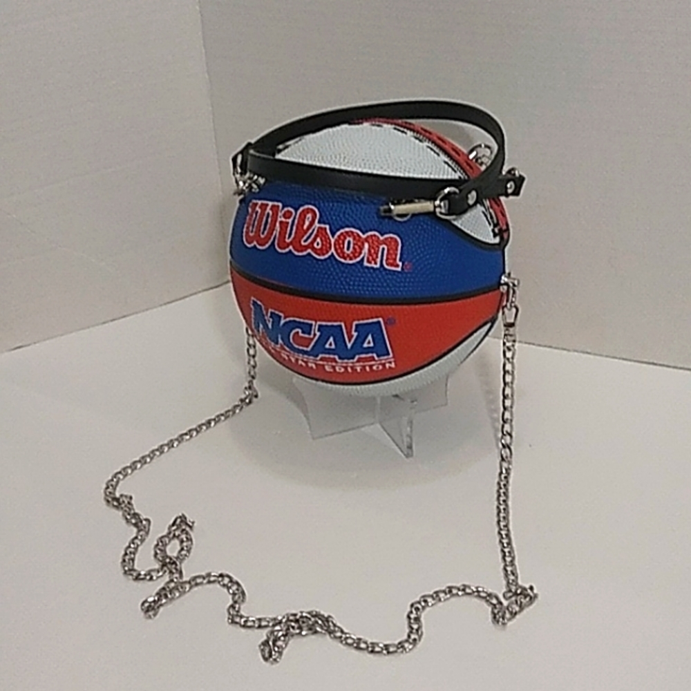NWT HANDMADE Small RED, WHITE & BLUE Wilson Basketball Purse 🏀 - Picture 12 of 16